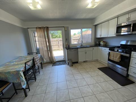 1738 Sessions Walk, Hoffman Estates, IL 60169 photo 8