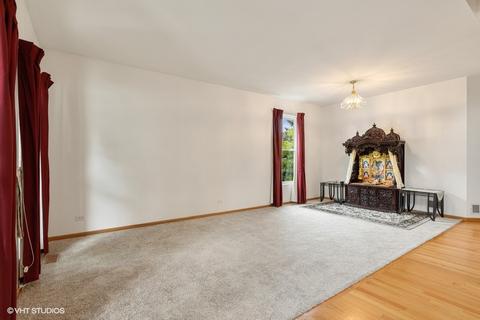 135 Troutman Dr, Bartlett, IL 60103 photo 5