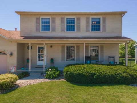 205 Beacon Cir, Bloomington, IL 61704 photo 3