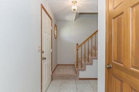 205 Beacon Cir, Bloomington, IL 61704 photo 5
