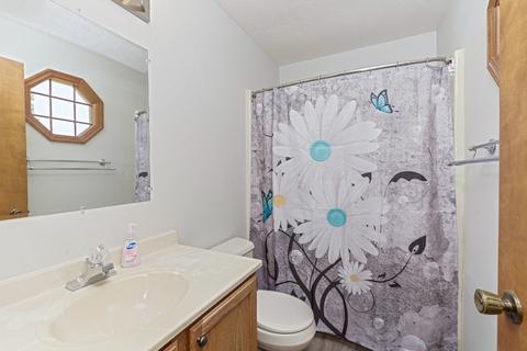 205 Beacon Cir, Bloomington, IL 61704 photo 25
