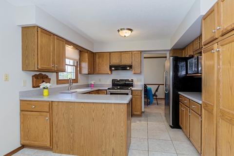 205 Beacon Cir, Bloomington, IL 61704 photo 15