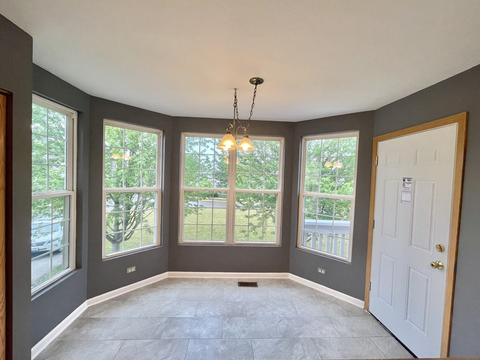 867 Symphony Dr, Aurora, IL 60504 photo 11