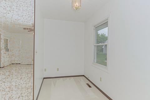 2405 Rainbow Ave, Bloomington, IL 61704 photo 8