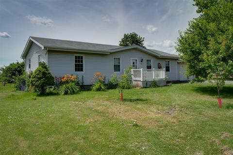 106 S Tipsord St, Arrowsmith, IL 61722 photo 25