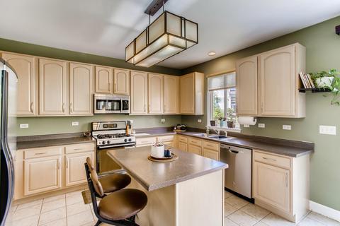 1705 Charles Ct, Wheeling, IL 60090 photo 7