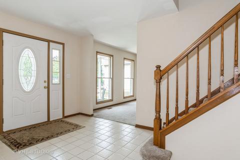 551 Abbey Rd, Bartlett, IL 60103 photo 3
