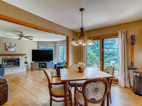 4748 Oregon Trl, Mchenry, IL 60050 photo 8