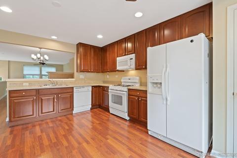454 Conservatory Ln, Aurora, IL 60502 photo 10