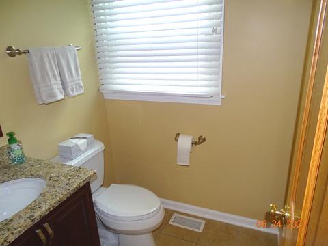 3437 Maple Leaf Dr, Glenview, IL 60026 photo 15