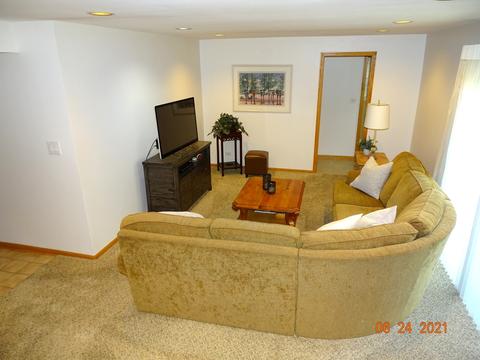 3437 Maple Leaf Dr, Glenview, IL 60026 photo 14