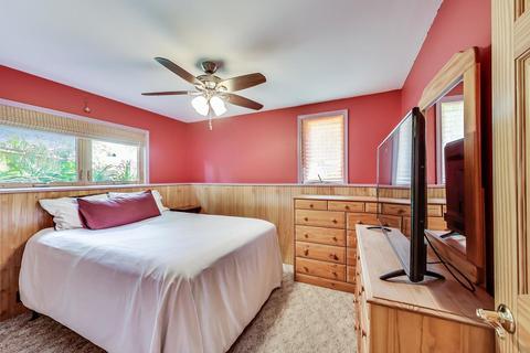803 Spring St, Roselle, IL 60172 photo 17
