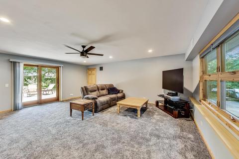 803 Spring St, Roselle, IL 60172 photo 11