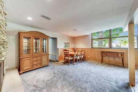 803 Spring St, Roselle, IL 60172 photo 6