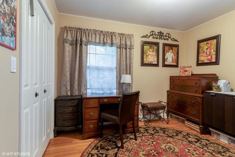 1164 S Wolf Rd, Des Plaines, IL 60016 photo 9