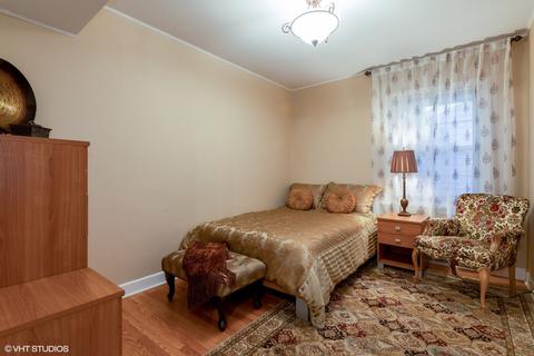 1164 S Wolf Rd, Des Plaines, IL 60016 photo 10