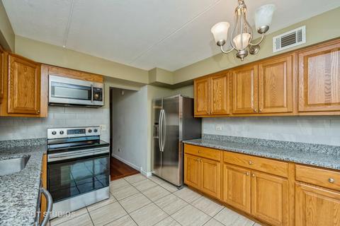 5407 Chateau Dr #1, Rolling Meadows, IL 60008 photo 5