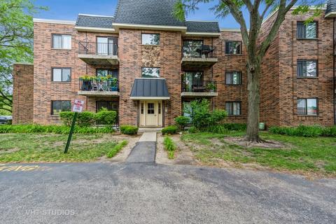 5407 Chateau Dr #1, Rolling Meadows, IL 60008 photo 1