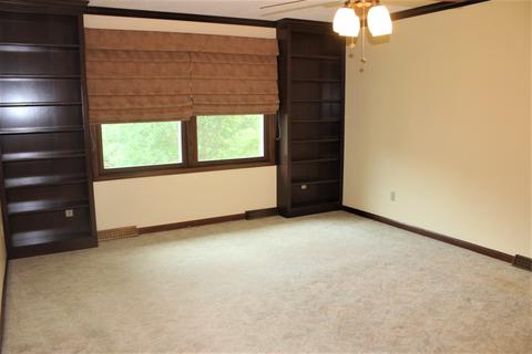 519 Cedar Dr, Clinton, IL 61727 photo 27