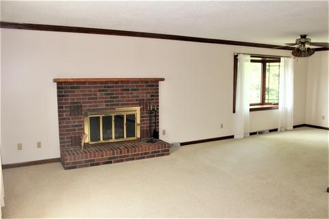 519 Cedar Dr, Clinton, IL 61727 photo 16