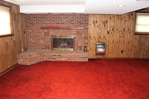 519 Cedar Dr, Clinton, IL 61727 photo 39
