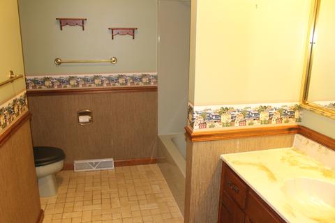 519 Cedar Dr, Clinton, IL 61727 photo 26