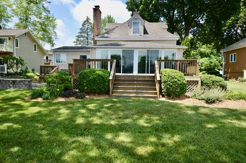 2302 Orchard Beach Rd, Mchenry, IL 60050 photo 1