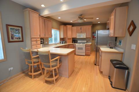 2302 Orchard Beach Rd, Mchenry, IL 60050 photo 6