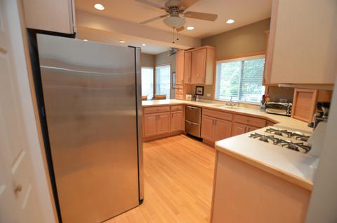 2302 Orchard Beach Rd, Mchenry, IL 60050 photo 8