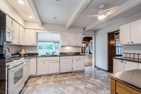 197 Mark Dr, Glenview, IL 60025 photo 6