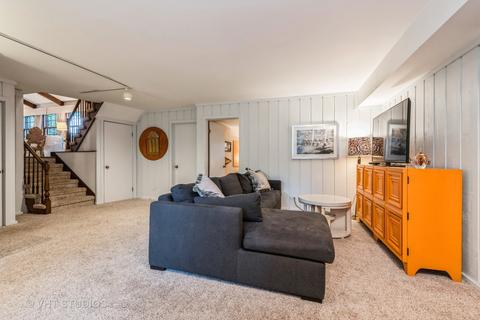 197 Mark Dr, Glenview, IL 60025 photo 14