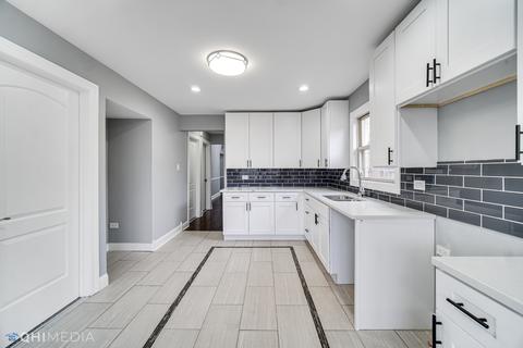 2255 E 92nd St, Chicago, IL 60617 photo 12