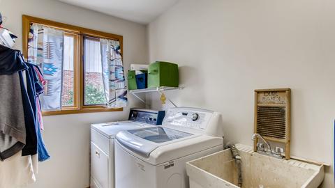 1347 E Dunslow Ln, Lockport, IL 60441 photo 25