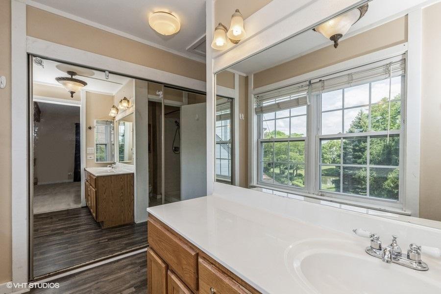  915 Abingdon Ct, Gurnee, IL 60031 photo 7