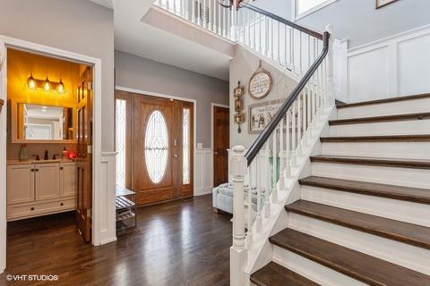 10705 Christopher Dr, Lemont, IL 60439 photo 4