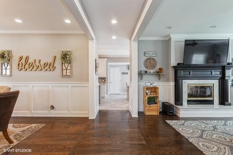 10705 Christopher Dr, Lemont, IL 60439 photo 13