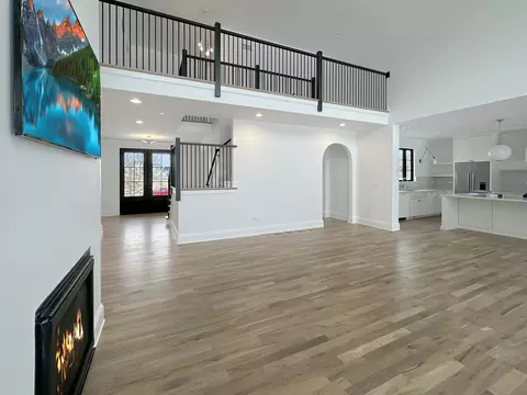 21 Buege Ln, Burr Ridge, IL 60527