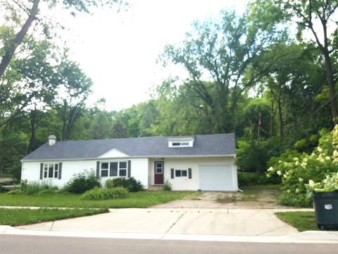 106 Brook St, Algonquin, IL 60102 photo 1