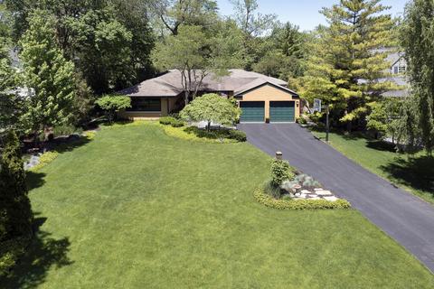 44 Briar Rd, Golf, IL 60029 photo 2