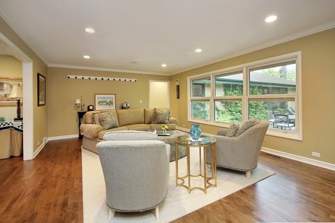 44 Briar Rd, Golf, IL 60029 photo 8
