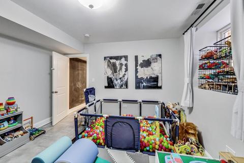 4402 S Berkeley Ave, Chicago, IL 60653 photo 44