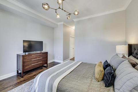 4402 S Berkeley Ave, Chicago, IL 60653 photo 16