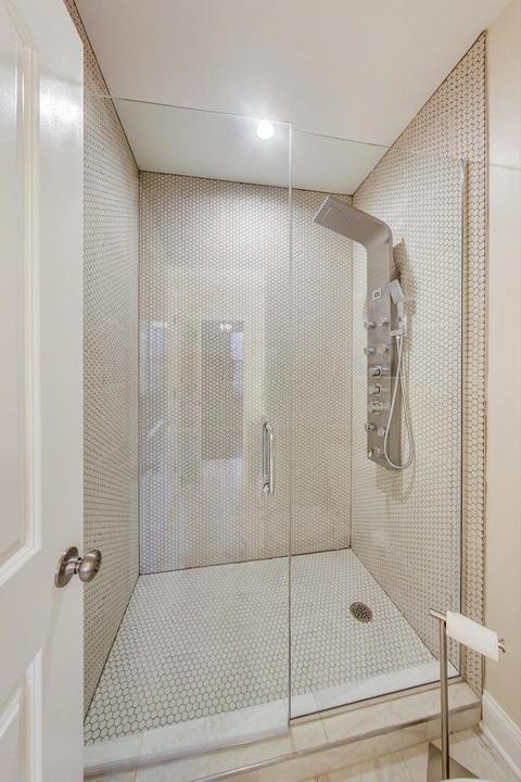4402 S Berkeley Ave, Chicago, IL 60653 photo 24