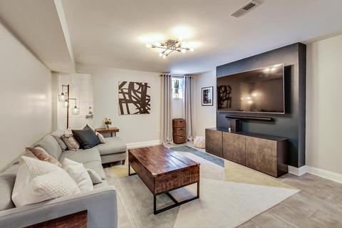 4402 S Berkeley Ave, Chicago, IL 60653 photo 34