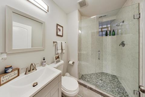 4402 S Berkeley Ave, Chicago, IL 60653 photo 41