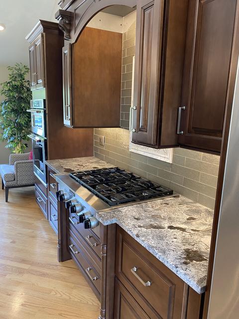 924 W Surrey Rd, Addison, IL 60101 photo 9