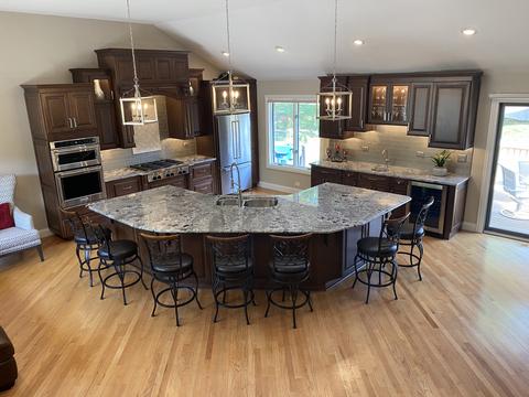 924 W Surrey Rd, Addison, IL 60101 photo 4
