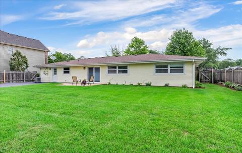 1838 N Howard St, Wheaton, IL 60187 photo 23