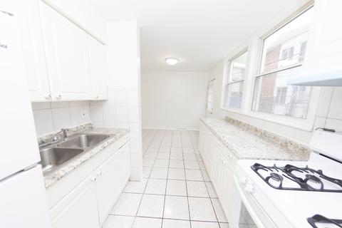 2059 Pine St #B, Des Plaines, IL 60018 photo 8