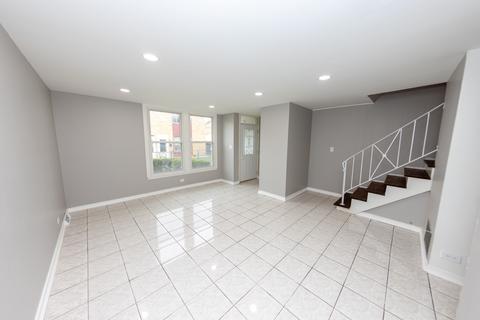 2059 Pine St #B, Des Plaines, IL 60018 photo 4